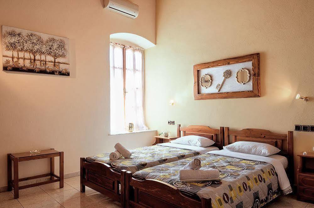 Naftilos Guest House Кала-Нера Екстер'єр фото